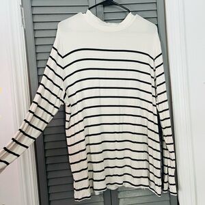 Ava & Viv White Long-Sleeve Crewneck Top with Black Stripes